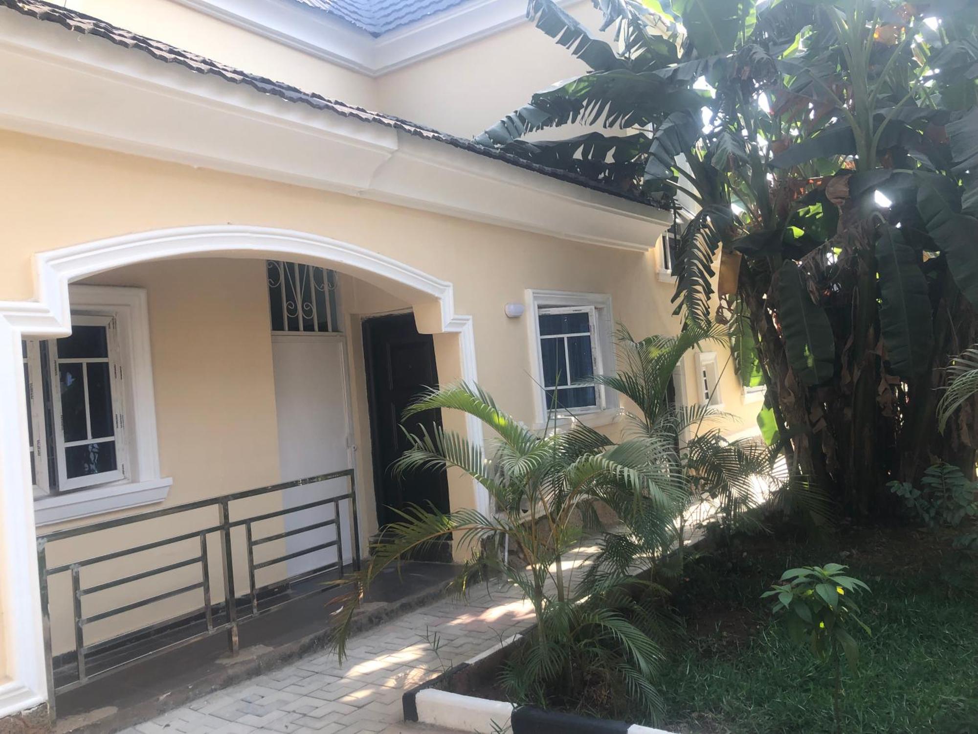 Luxury Place Hotel And Apartments Abuja Exteriör bild